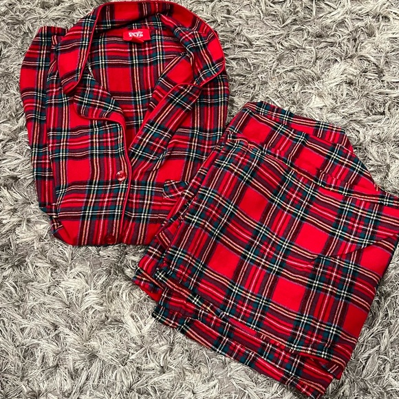 Plaid women’s pajamas - Picture 2 of 3